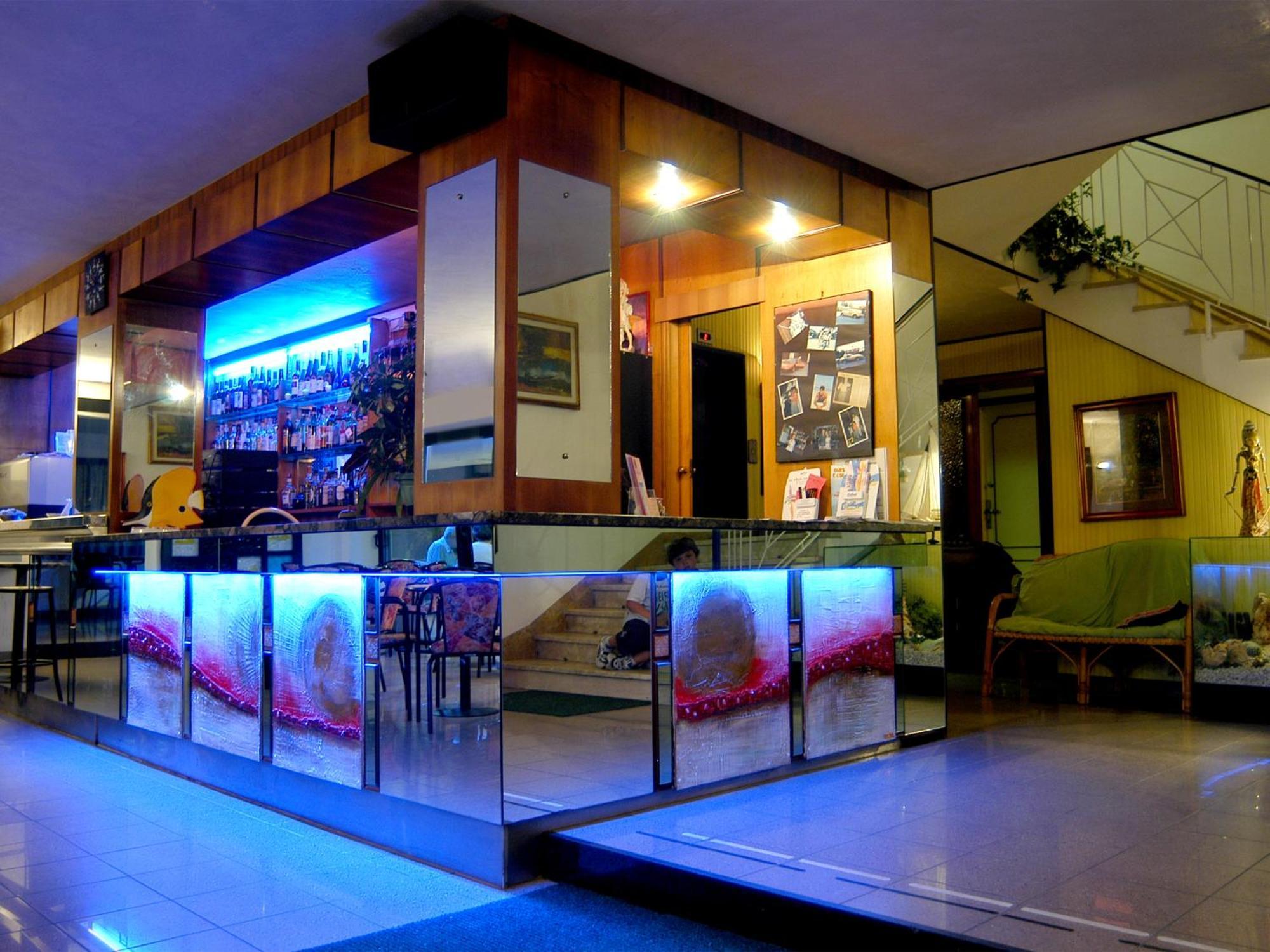 Hotel Continental بيلاريا-إيجيا مارينا المظهر الخارجي الصورة